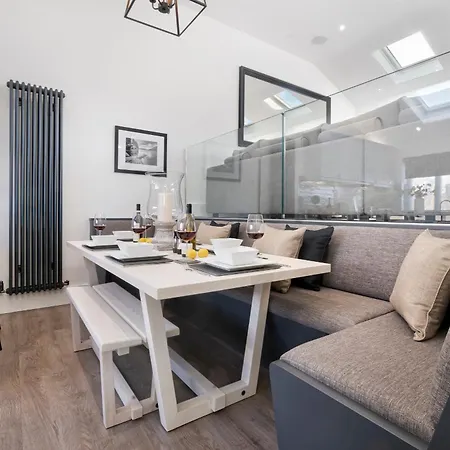 Berkeley House 別荘