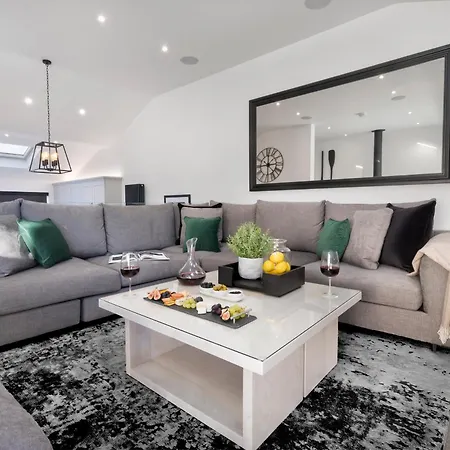 Berkeley House ウィンダミア